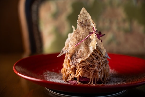 花の妖精の季節のスイーツプレート