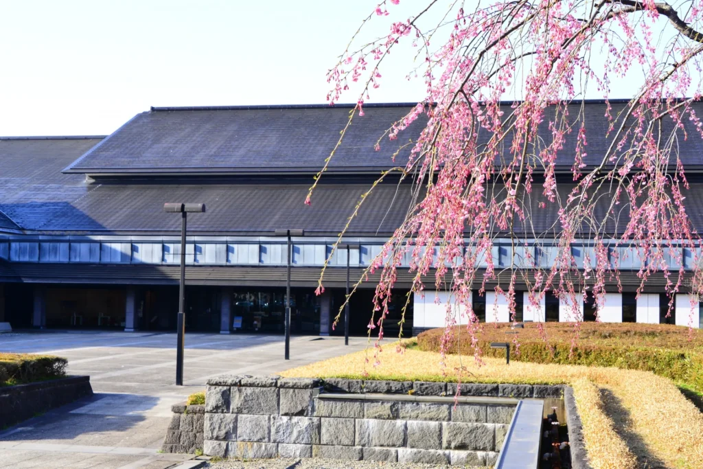福島県立博物館の外観