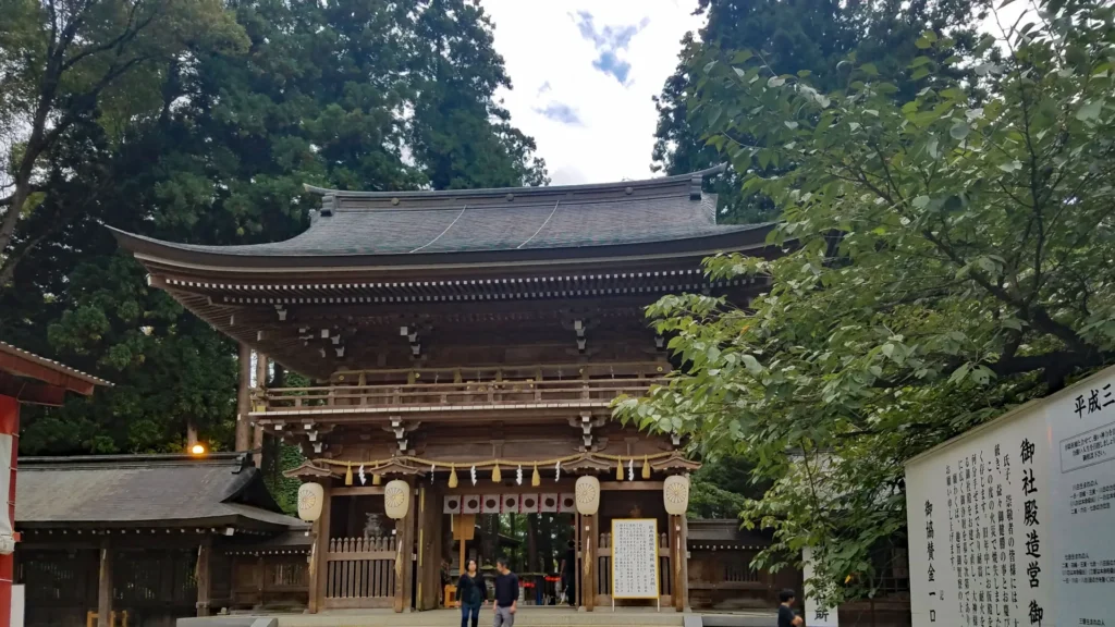 伊佐須美神社の門