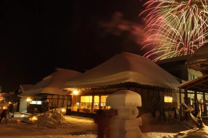 大内宿雪まつりの様子