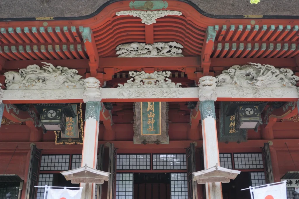 羽黒山神社拝殿