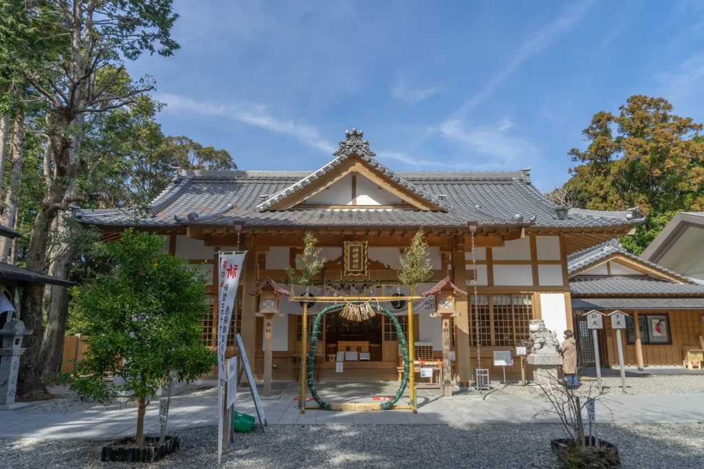 神明神社の御社殿