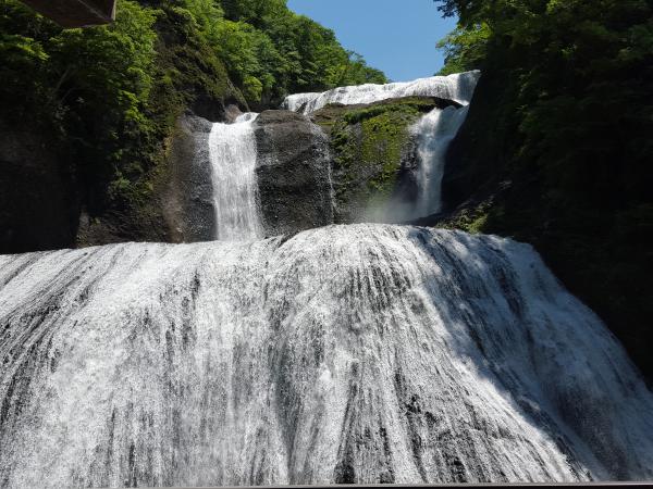 茨城県の袋田の滝の流れる様子