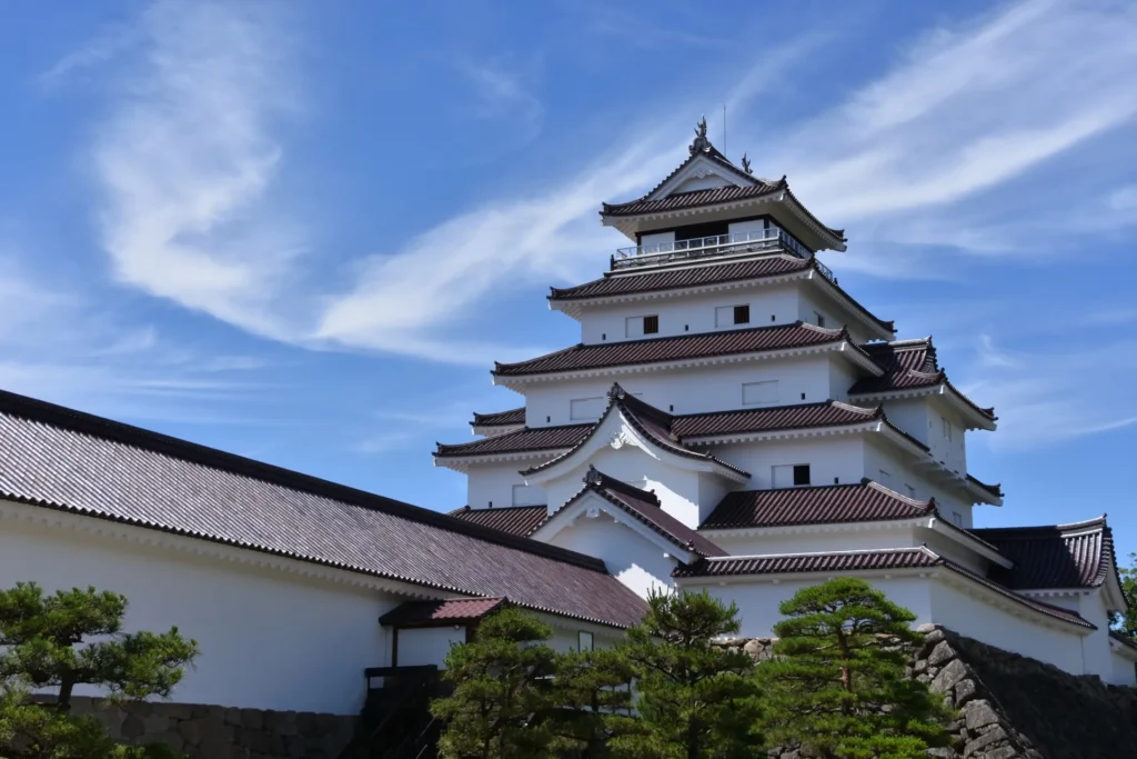 鶴ヶ城の外観
