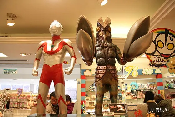 福島空港内にあるウルトラマン常設展示