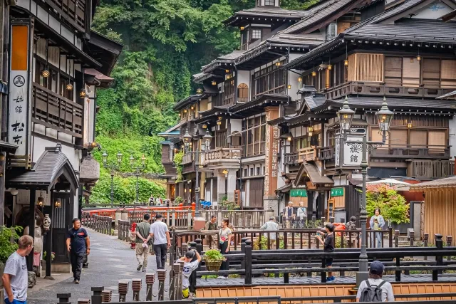 山形県の銀山温泉