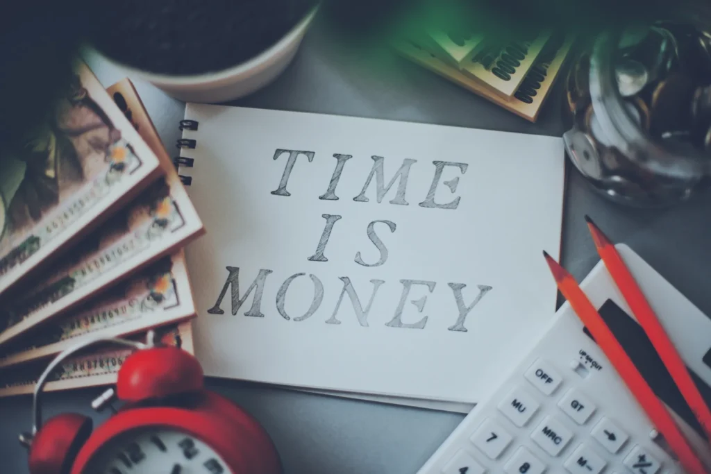 お金と時間を表す写真