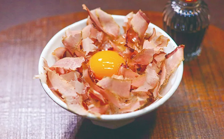 本枯節と会津地鶏の卵かけご飯
