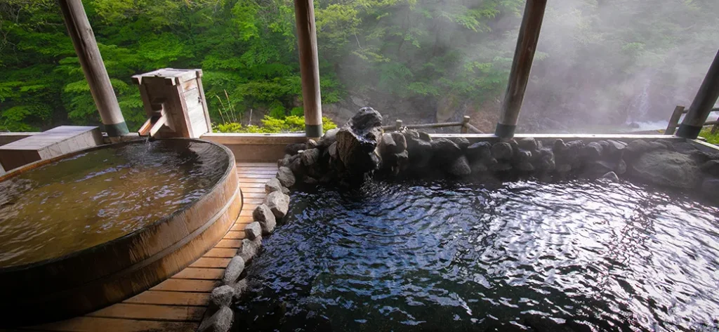 水織音の宿 山水荘の露天風呂