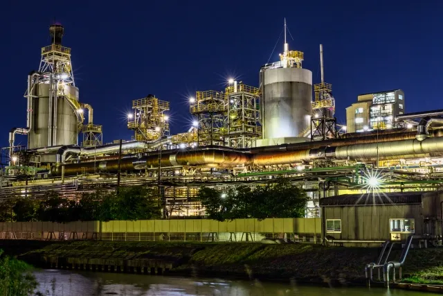 東区の工場夜景