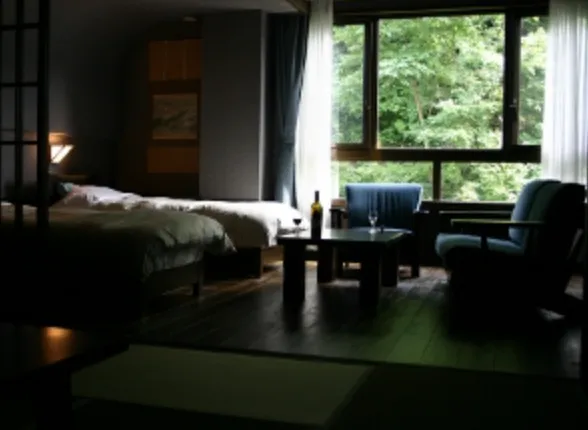 山の森のホテルふくずみの一室