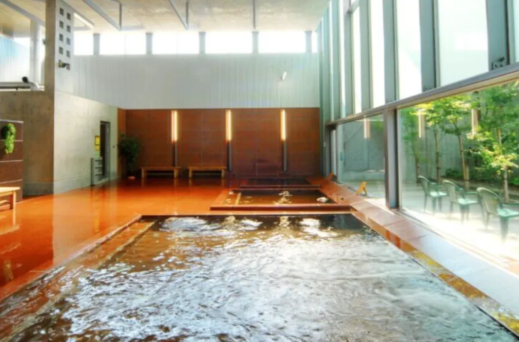 明石の湯の大浴場
